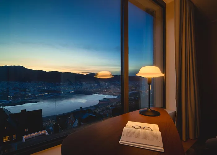 Bellevue Penthouse - Exclusive Design Apartament