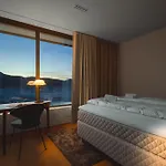 Bellevue Penthouse - Exclusive Design *