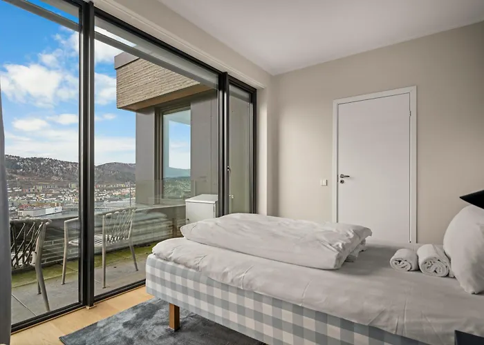 Bellevue Penthouse - Exclusive Design Apartment *