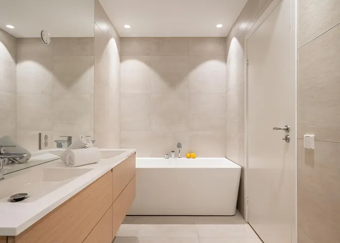 Bellevue Penthouse - Exclusive Design *