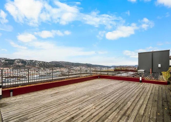 Bellevue Penthouse - Exclusive Design Apartment